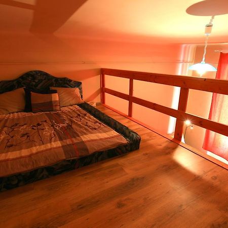 R7 Apartment Budapest Ruang foto