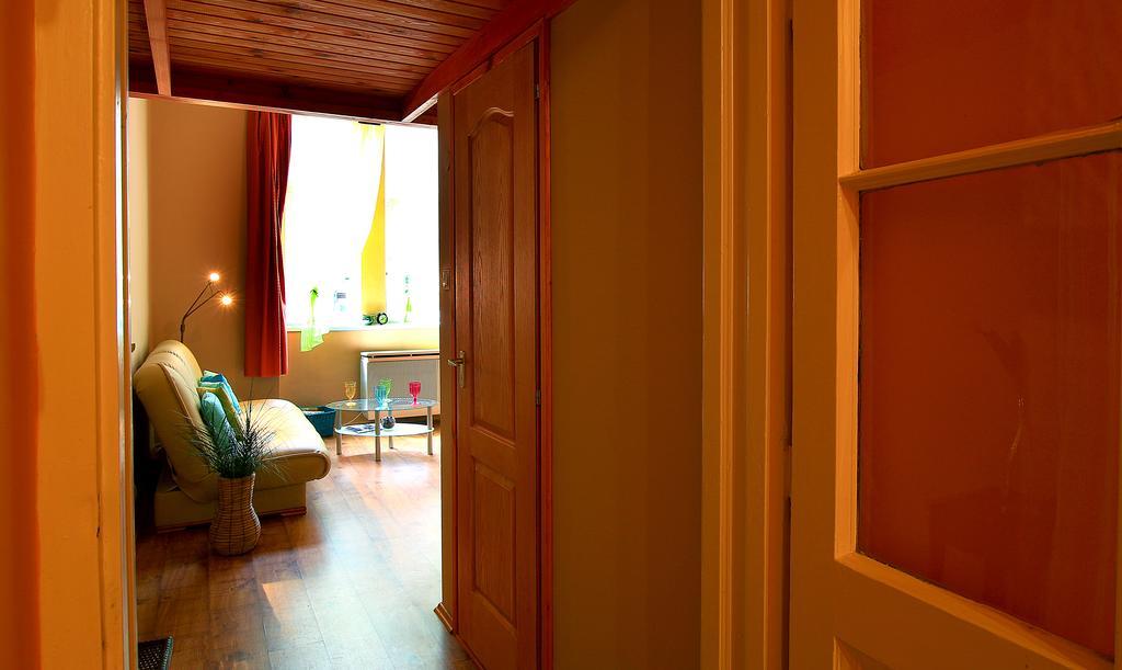 R7 Apartment Budapest Ruang foto