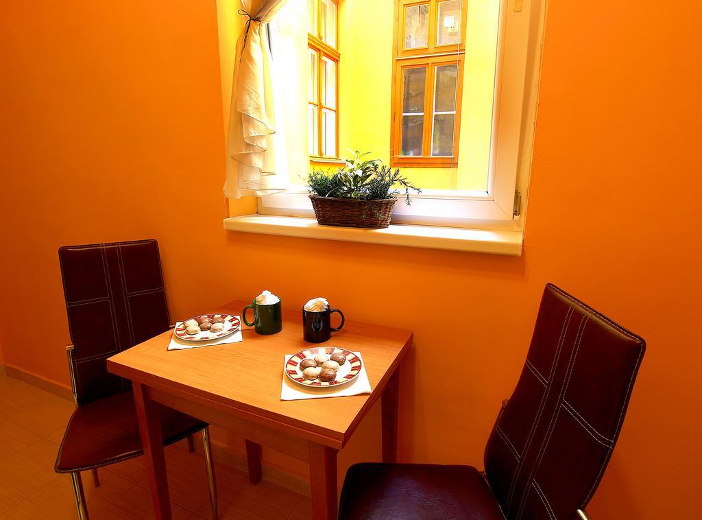 R7 Apartment Budapest Ruang foto