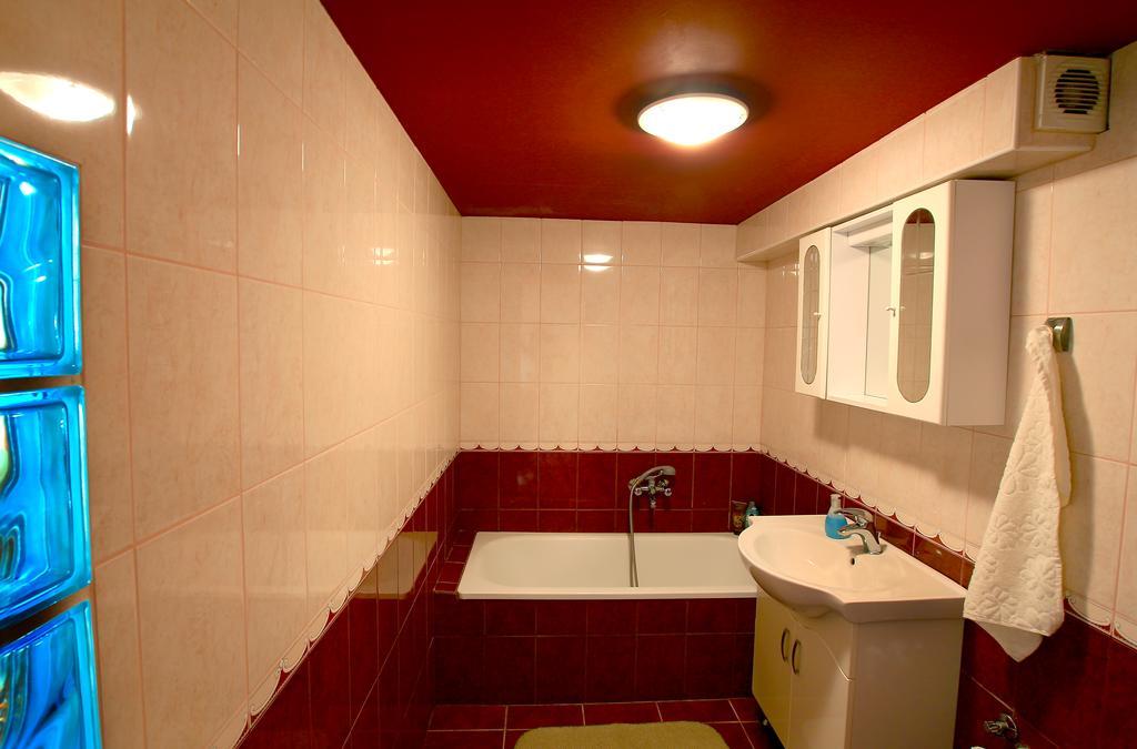R7 Apartment Budapest Ruang foto
